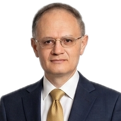 Dr. Hassan Amirshahi - Portrait